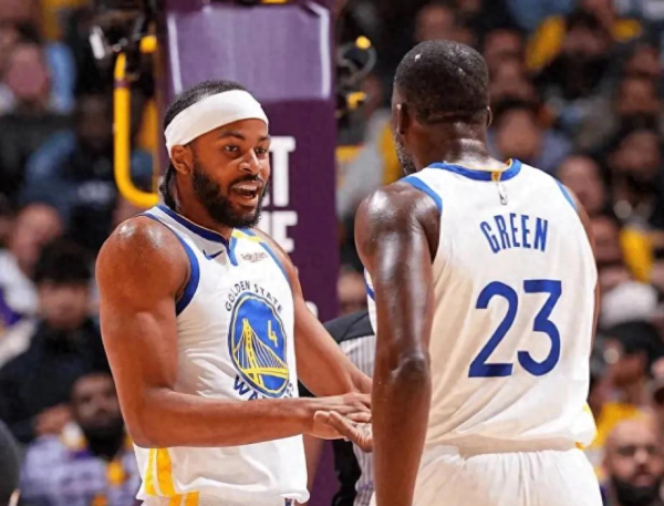 Tâm trạng nói về Draymond Gr